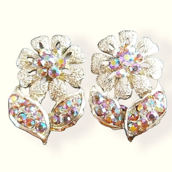 Vintage Mid Century AB Crystal Rhinestone Clip Earrings - Picture 2 of 11